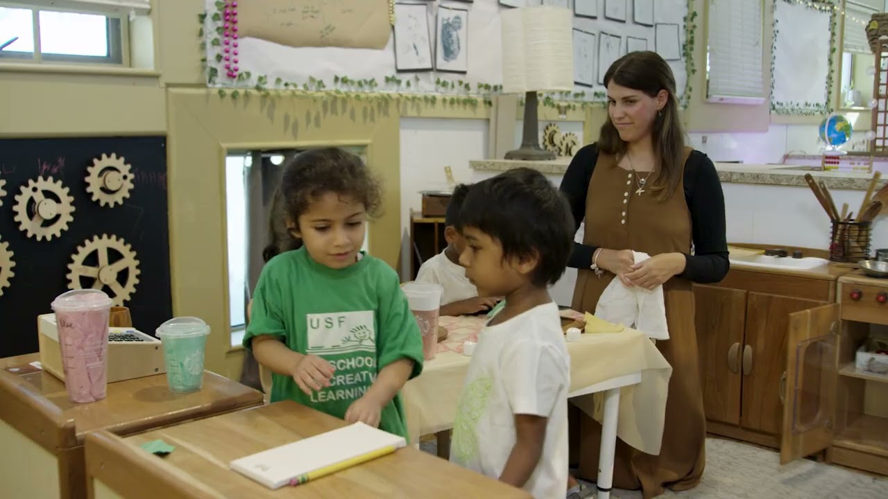Co-Player: Supporting Pretend Play from Inside the Scenario